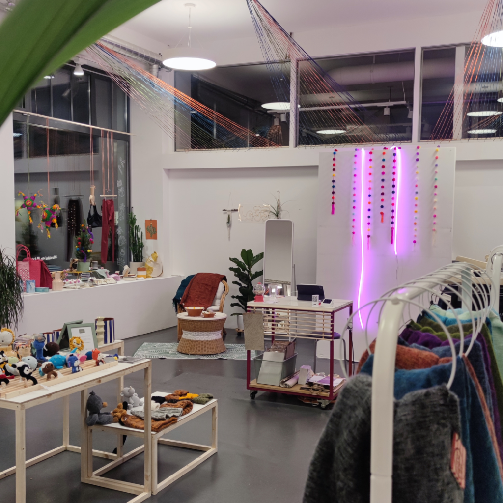 La 33 Pop Up Store_design